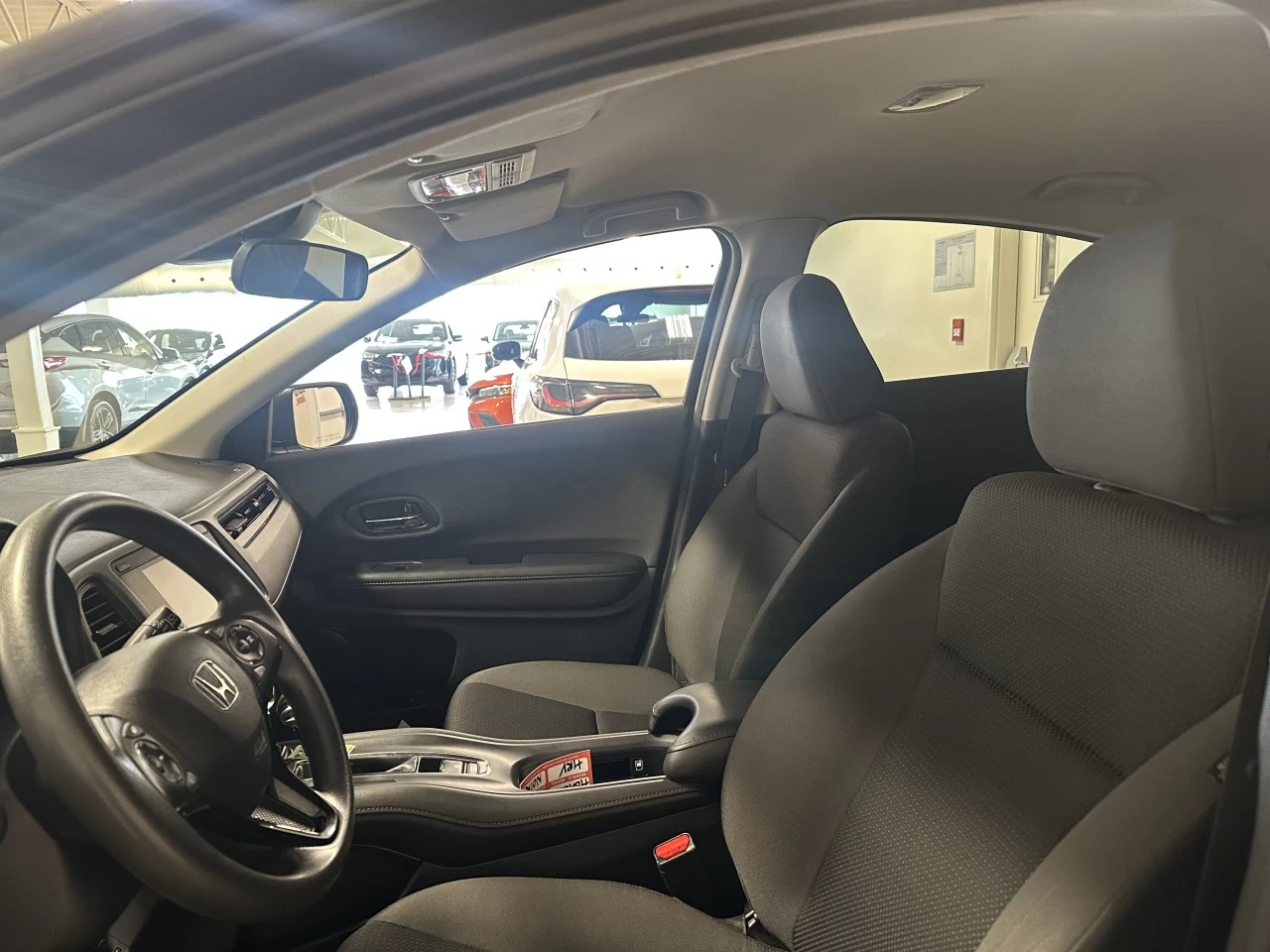 2022 Honda HR-V
                                                        LX Image principale