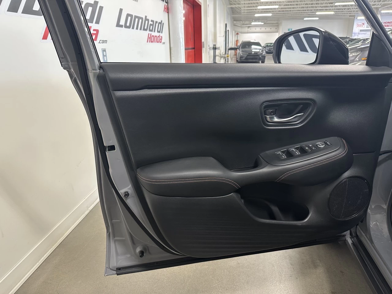 2023 Honda HR-V
                                                    Sport Image principale