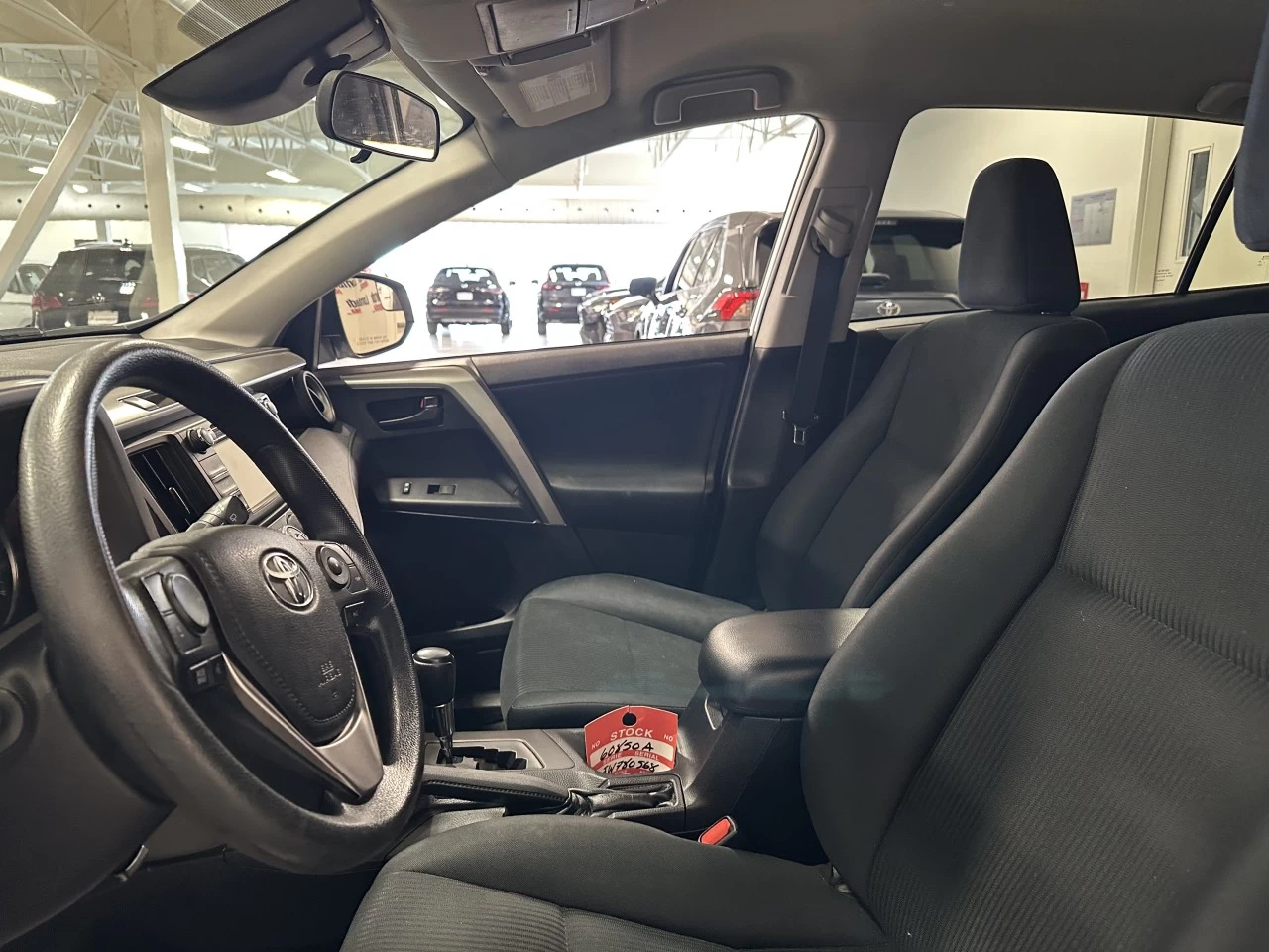 2018 Toyota RAV4 LE Main Image