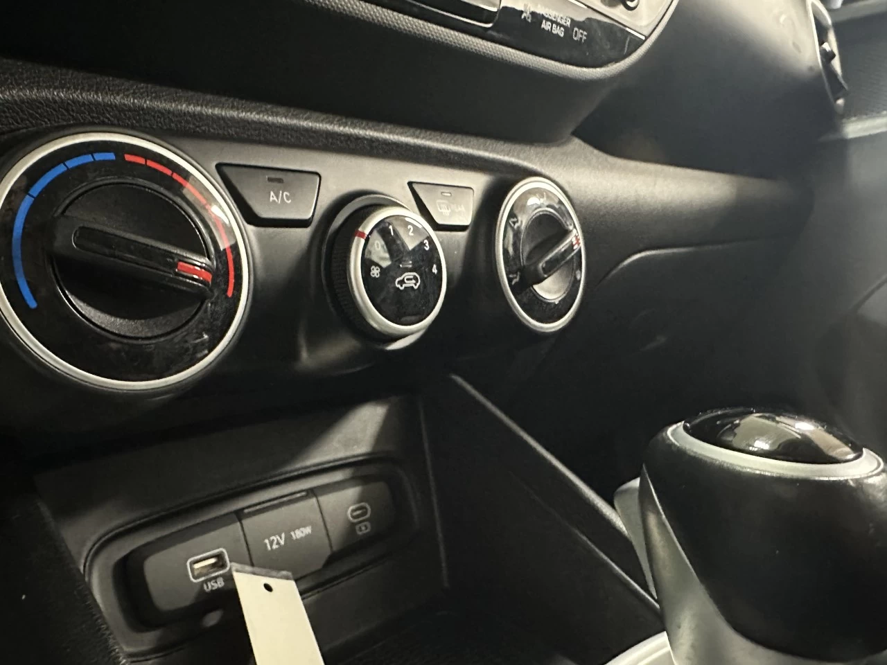 2023 Hyundai Venue Preferred Image principale