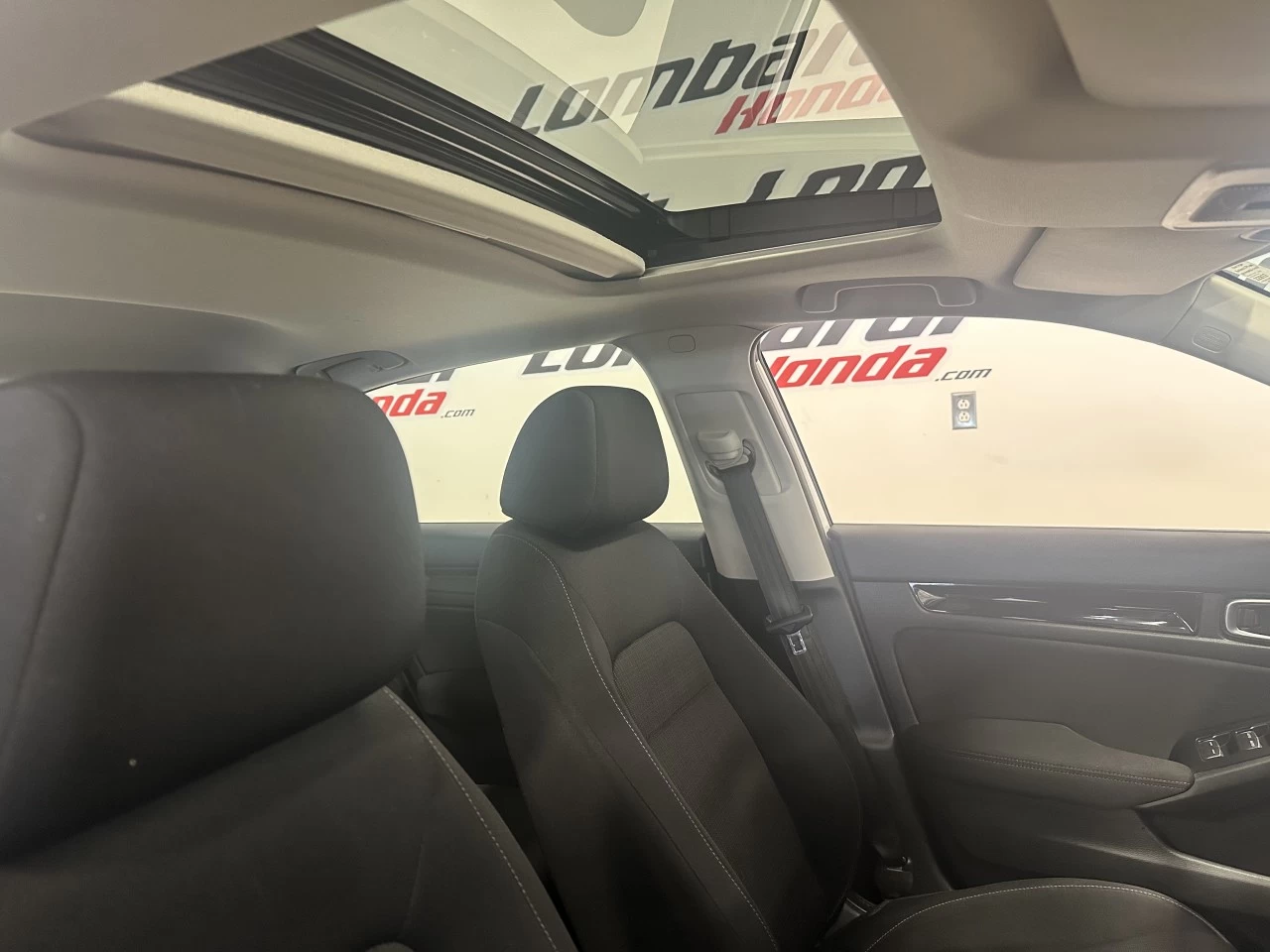 2024 Honda Civic EX Image principale