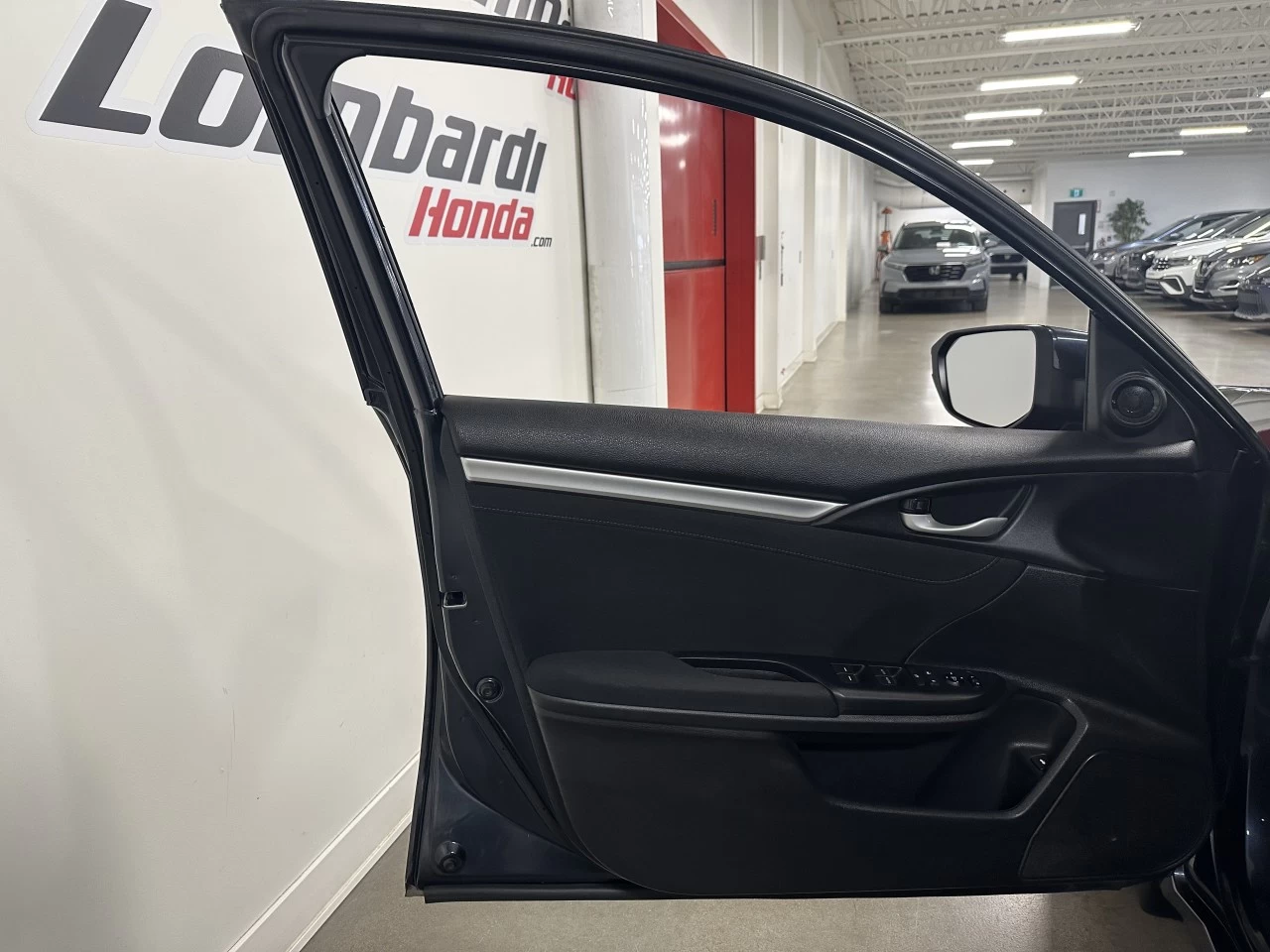 2019 Honda Civic EX Main Image