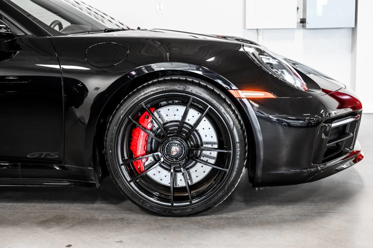 2024 Porsche 911 Targa 4 GTS Main Image