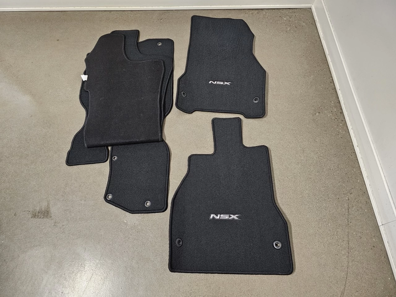 2017 Acura NSX FULL MAT PPF - FULL CARBONE - ORIGINAL - https://www.lombardihonda.com/resize/b990ff35b810a3abc0cc817b2ca24889-1