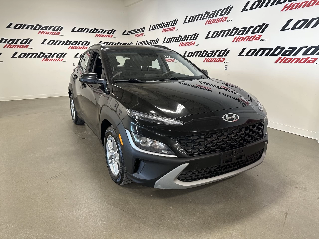 2022 Hyundai Kona Essential Main Image