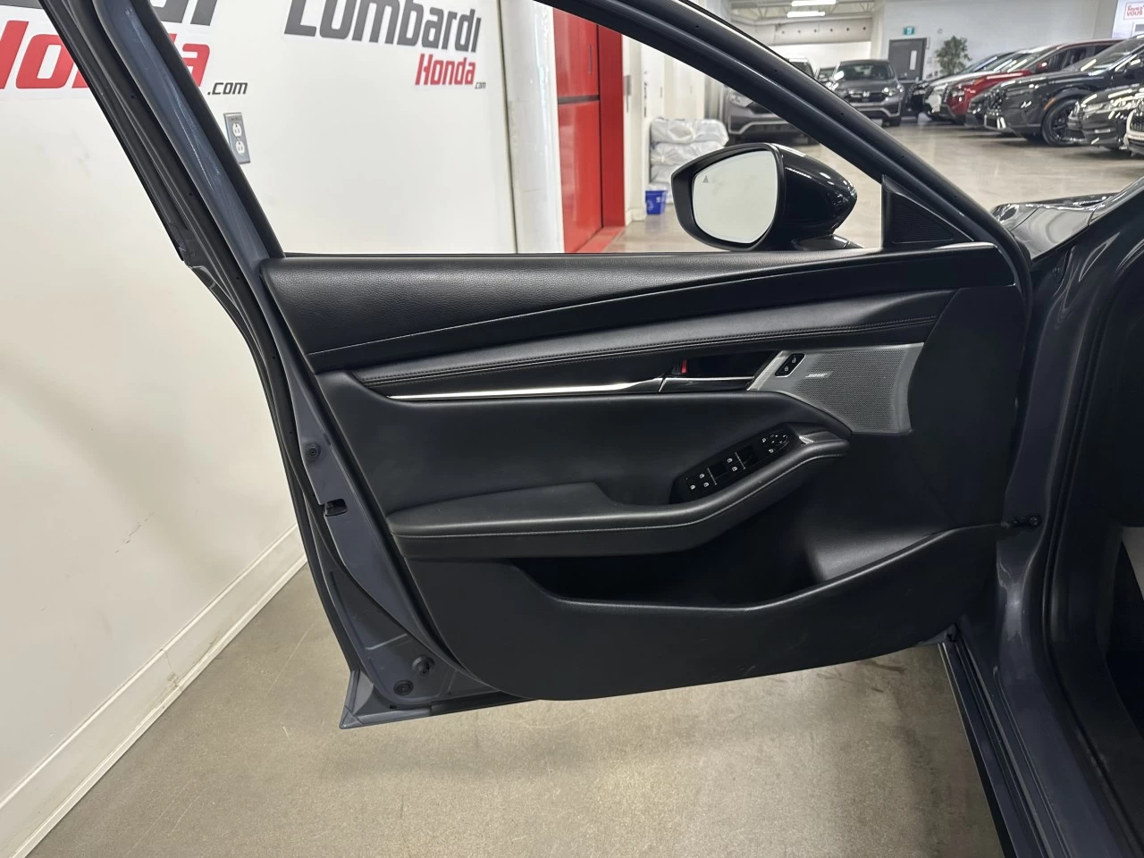 2024 Mazda 3 Sport GT w/Turbo Main Image