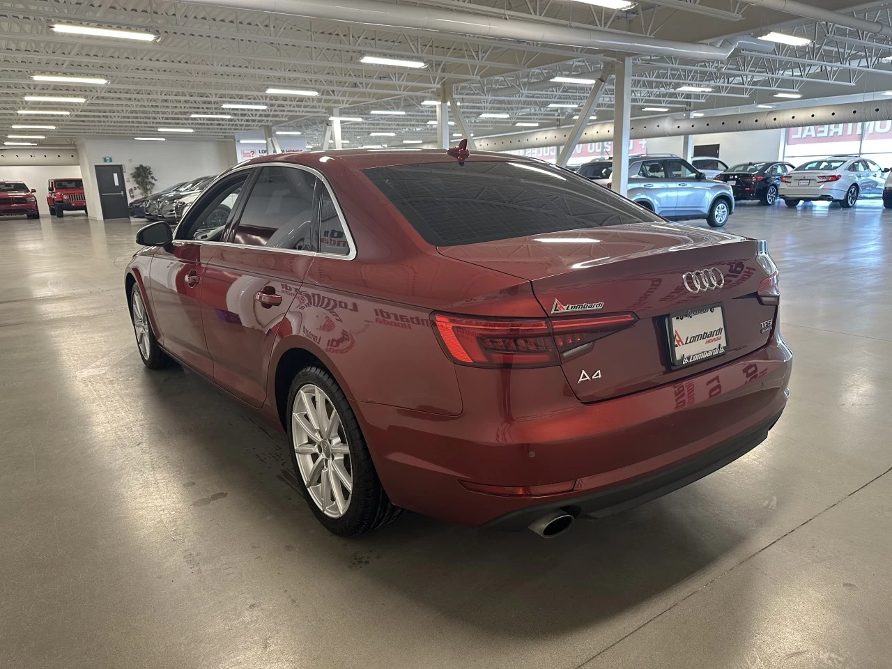 2017 Audi A4 Komfort Main Image