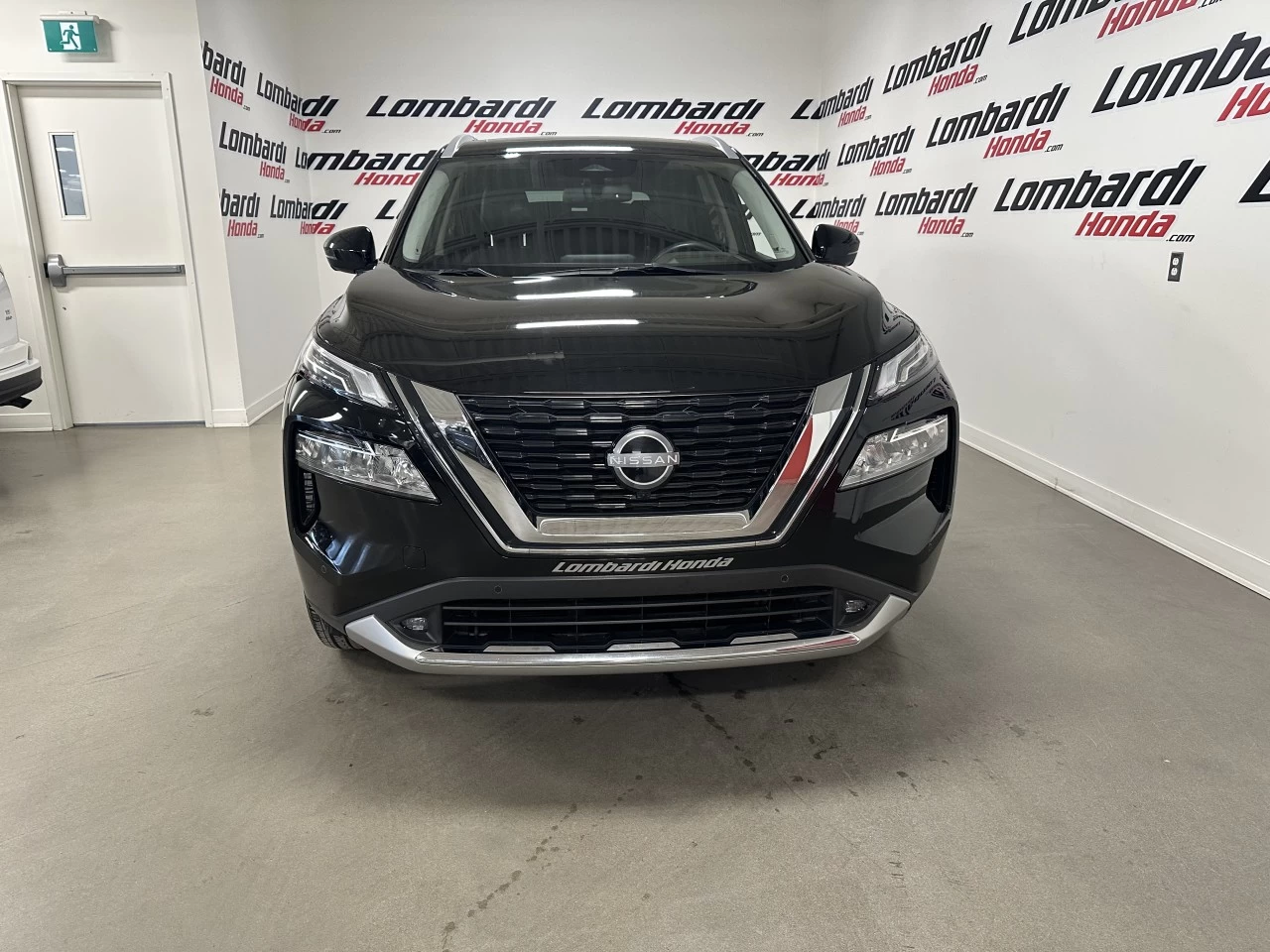 2022 Nissan Rogue Platinum Main Image
