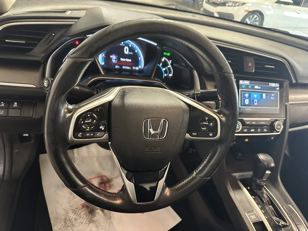2021 Honda Civic
                                                    EX Main Image
