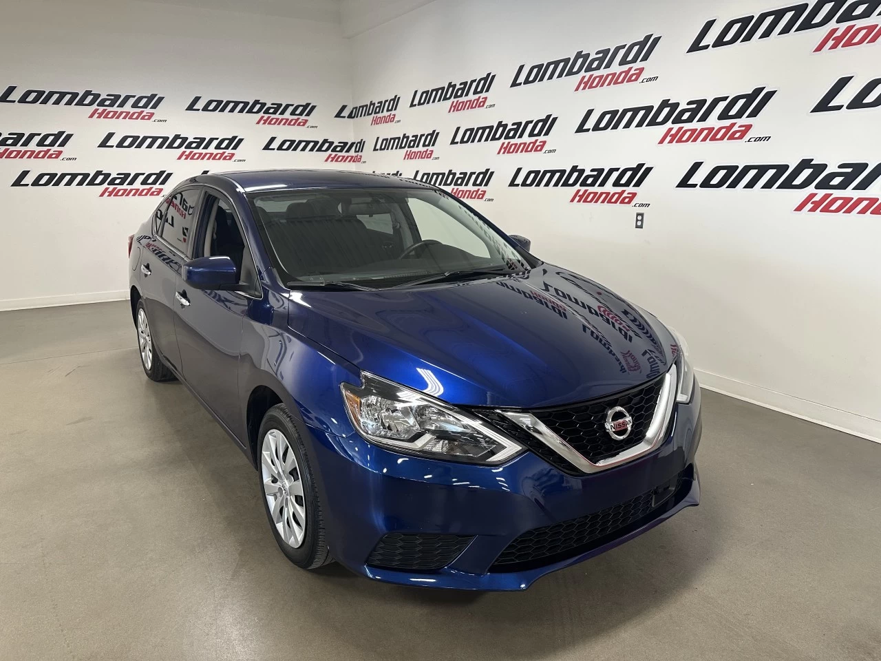 2019 Nissan Sentra
                                                    S/SV Main Image