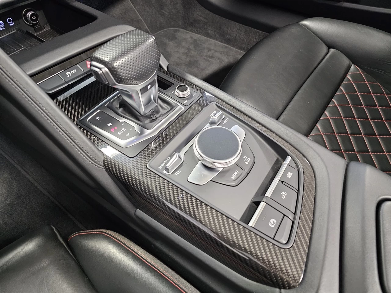 2023 Audi R8 V10 performance https://www.lombardihonda.com/resize/b990ff35b810a3abc0cc817b2ca24889-1