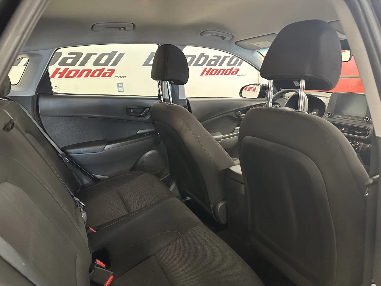 2022 Hyundai Kona Essential Main Image