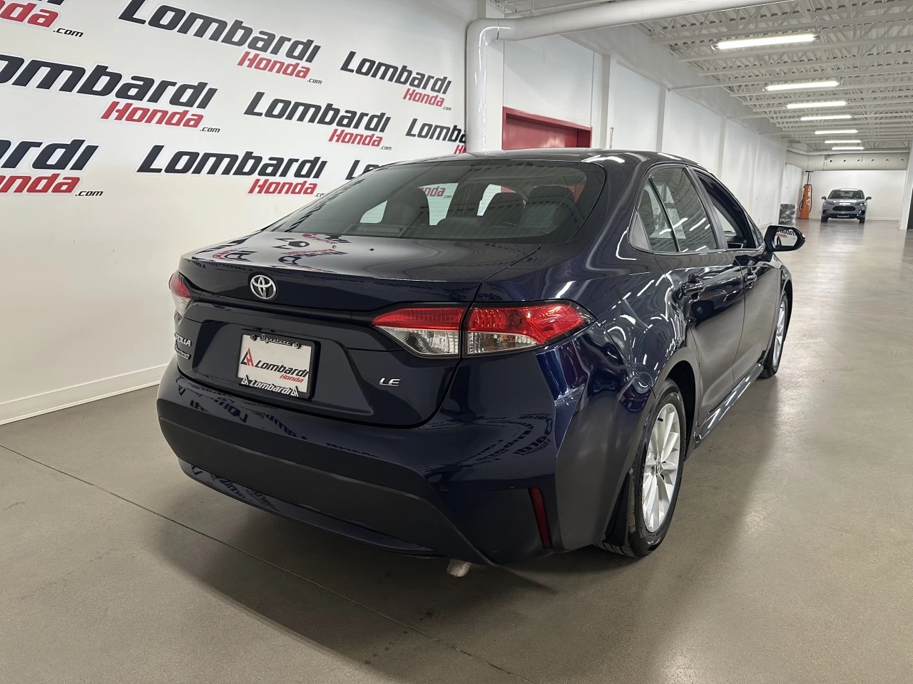 2021 Toyota Corolla
                                                    LE Image principale