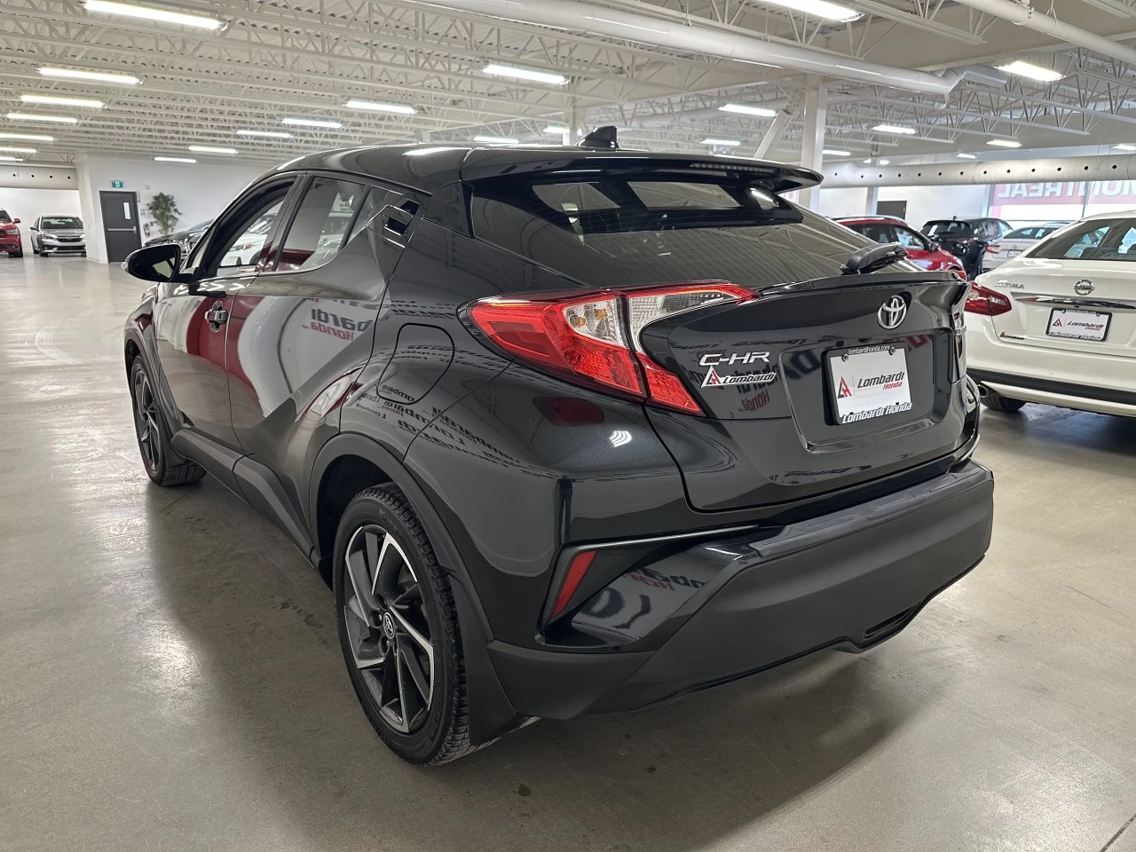 2020 Toyota C-HR XLE Image principale