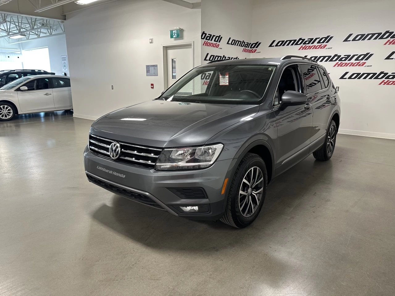 2021 Volkswagen Tiguan Comfortline/United https://www.lombardihonda.com/resize/b990ff35b810a3abc0cc817b2ca24889-1