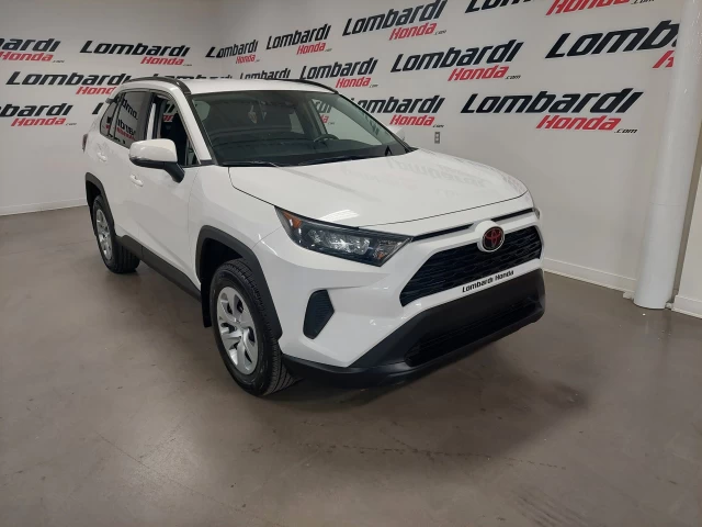 Toyota RAV4 LE 2021
