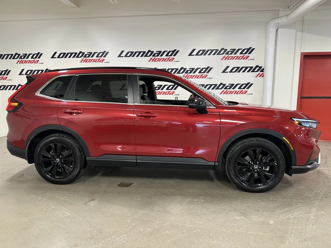 2023 Honda CR-V Touring Main Image