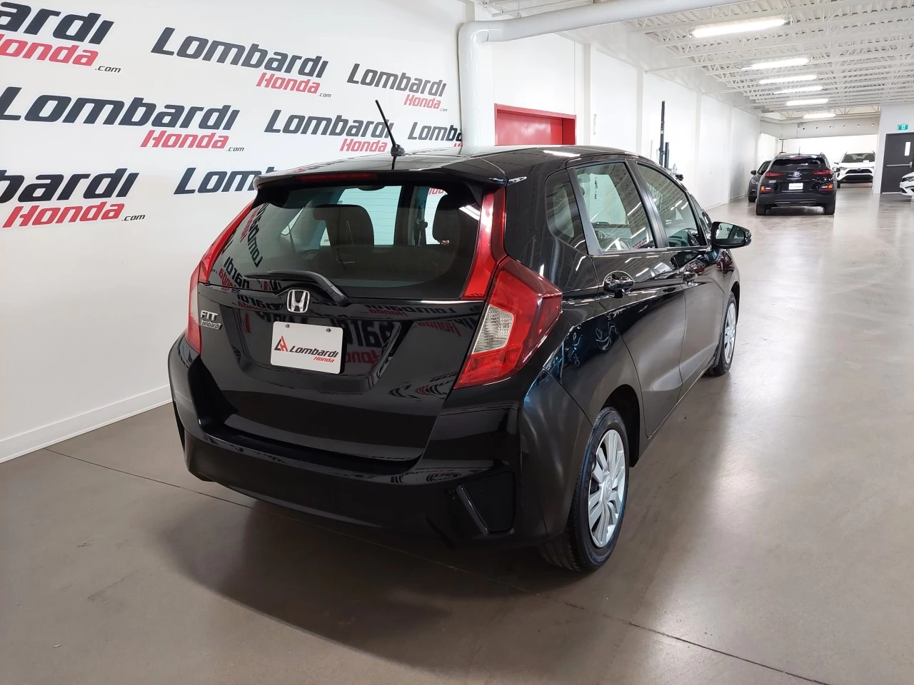 2017 Honda Fit
                                                    LX Main Image