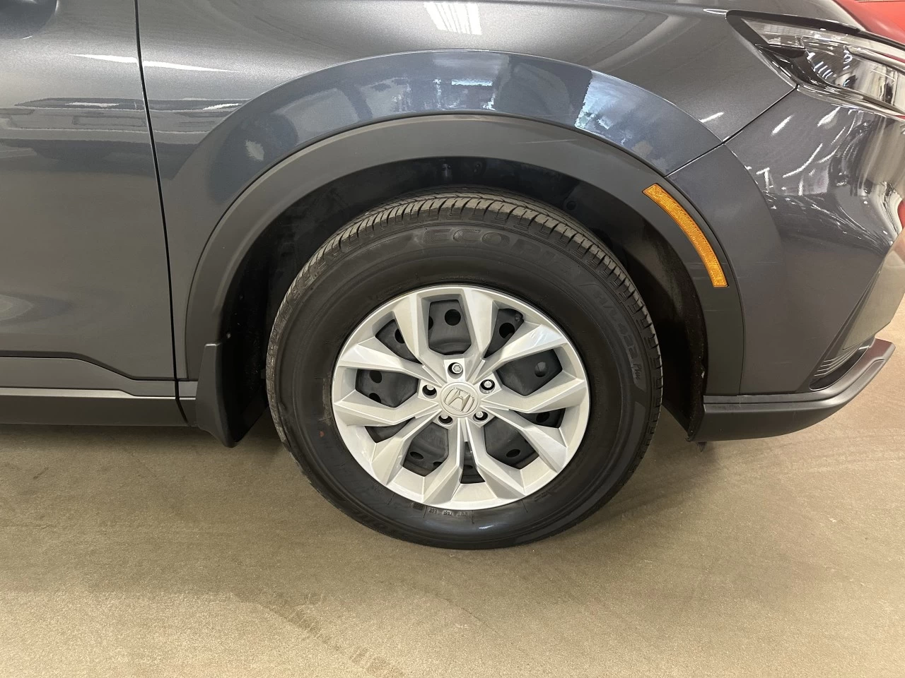 2023 Honda CR-V LX https://www.lombardihonda.com/resize/b990ff35b810a3abc0cc817b2ca24889-1