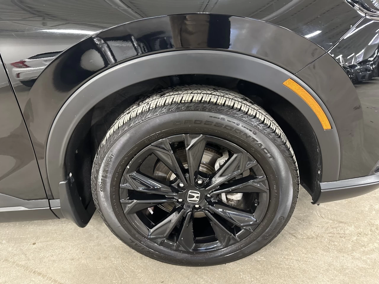 2024 Honda CR-V Touring Main Image