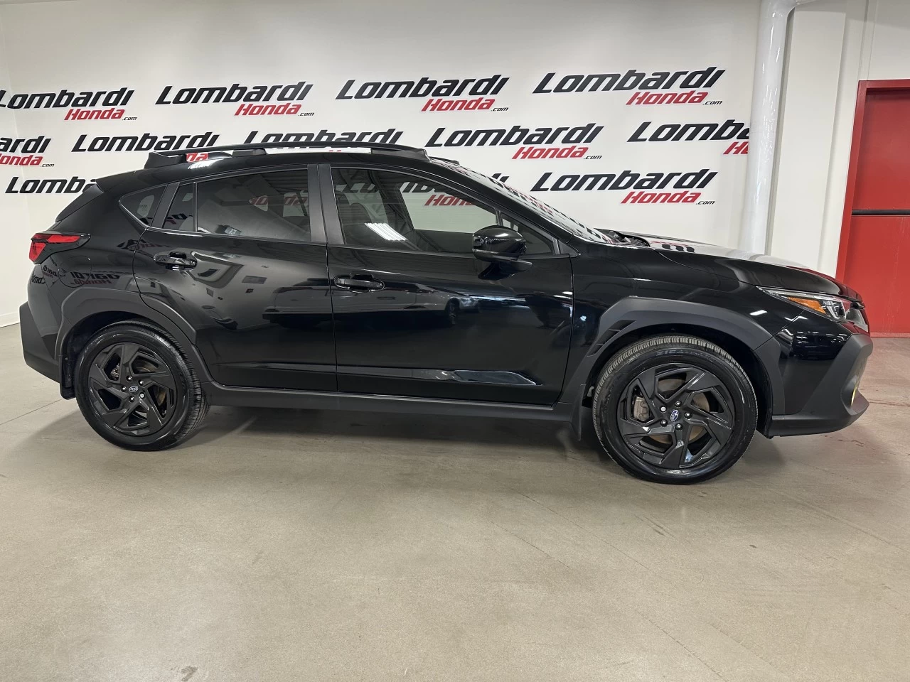 2024 Subaru Crosstrek Onyx Main Image