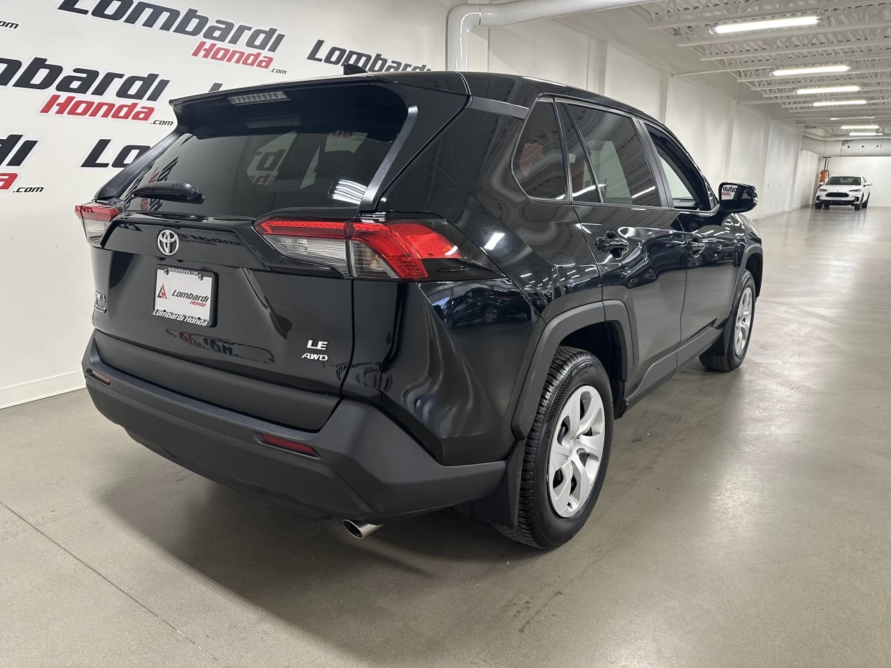 2024 Toyota RAV4 LE Image principale