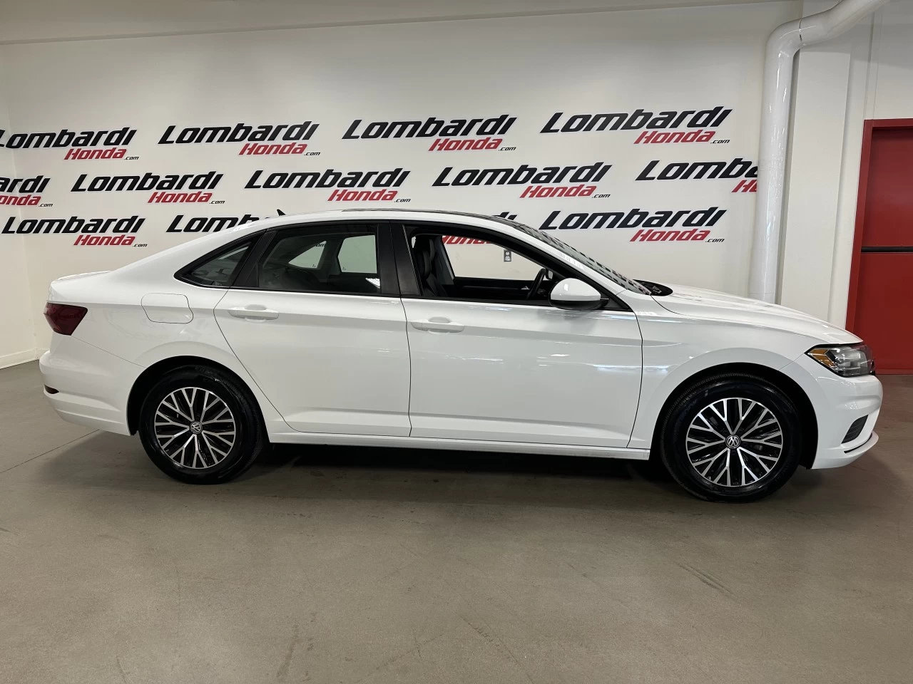 2021 Volkswagen Jetta Highline Image principale