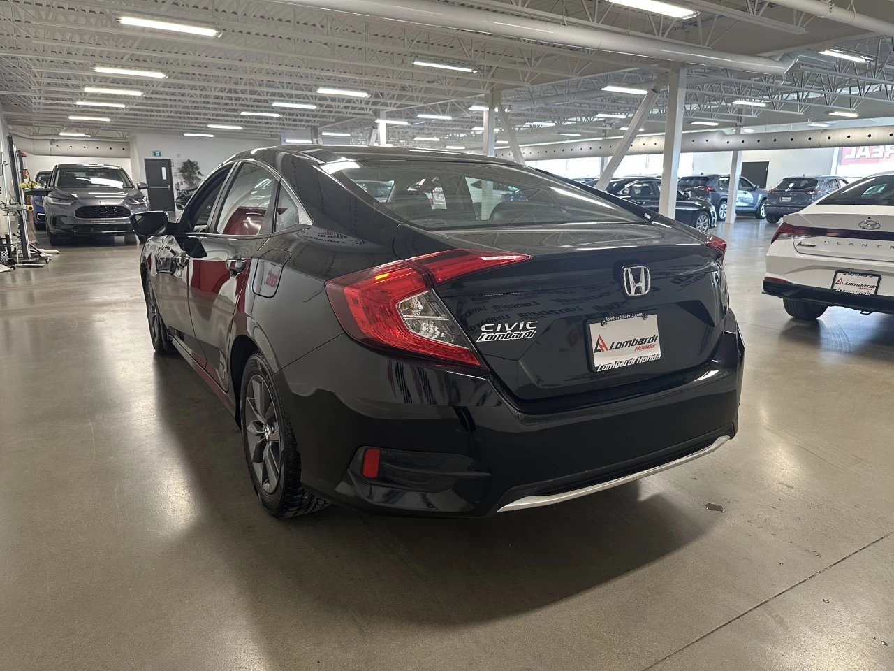 2021 Honda Civic
                                                    EX Image principale