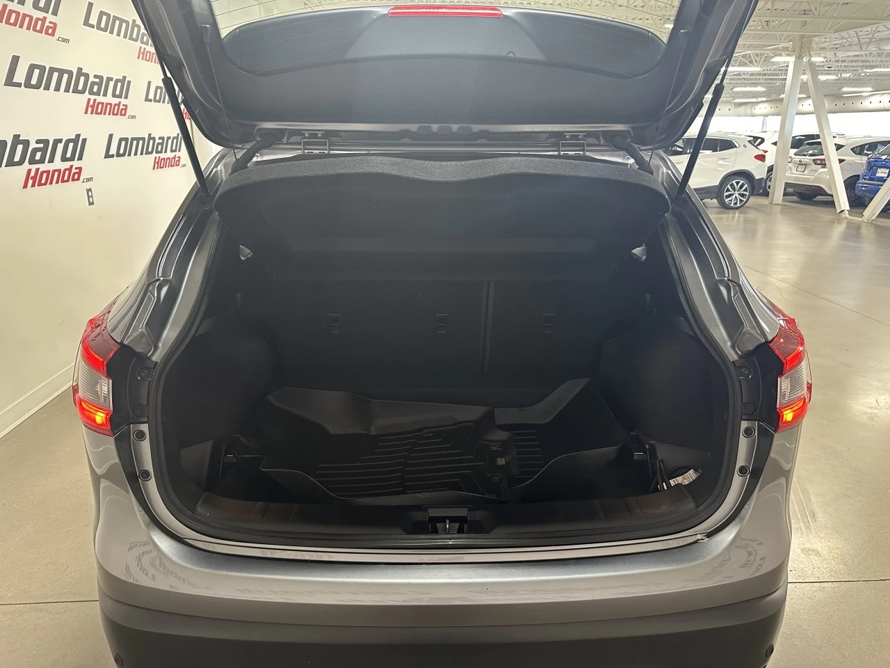 2021 Nissan Qashqai S https://www.lombardihonda.com/resize/b990ff35b810a3abc0cc817b2ca24889-1