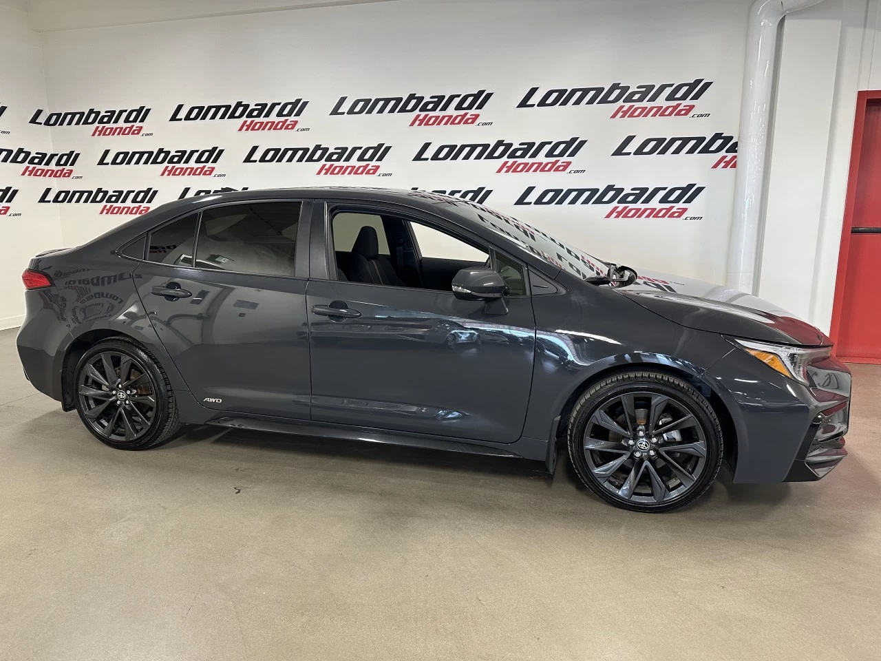 2024 Toyota Corolla
                                                    Hybrid Image principale