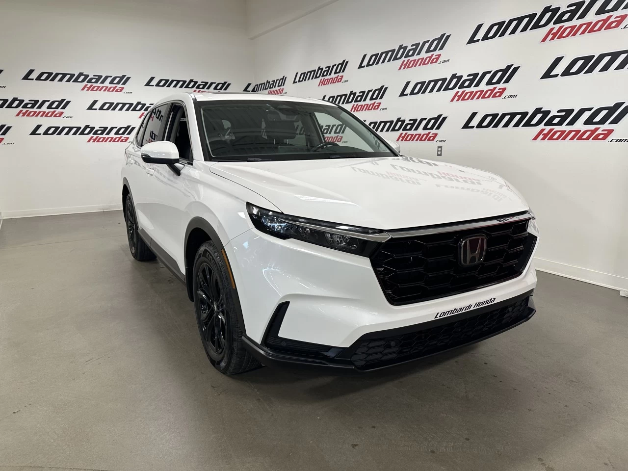 2023 Honda CR-V EX-L https://www.lombardihonda.com/resize/b990ff35b810a3abc0cc817b2ca24889-1