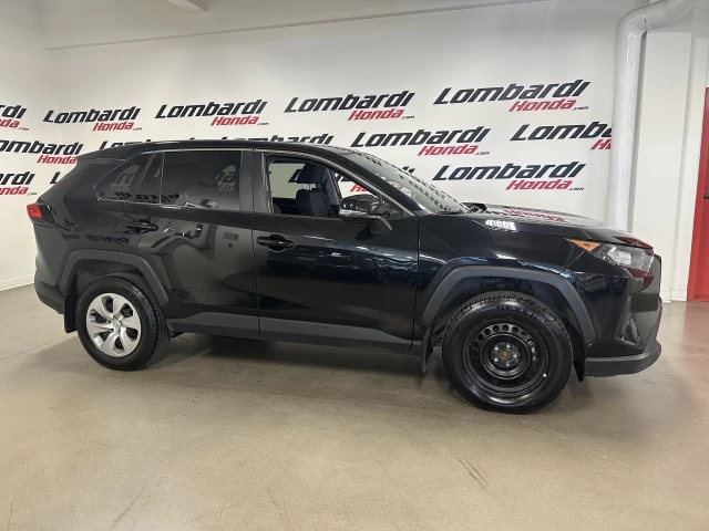Toyota RAV4 LE 2022