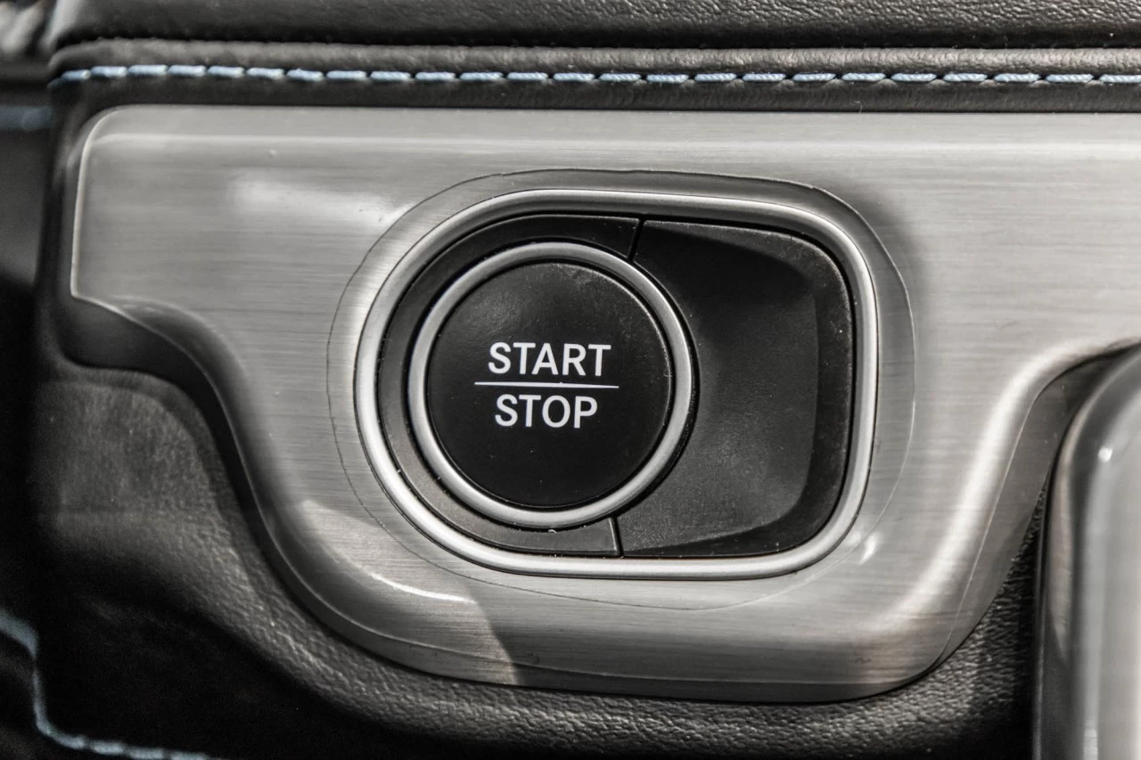 2025 Mercedes-Benz G63 AMG G 580e https://www.lombardihonda.com/resize/b990ff35b810a3abc0cc817b2ca24889-1