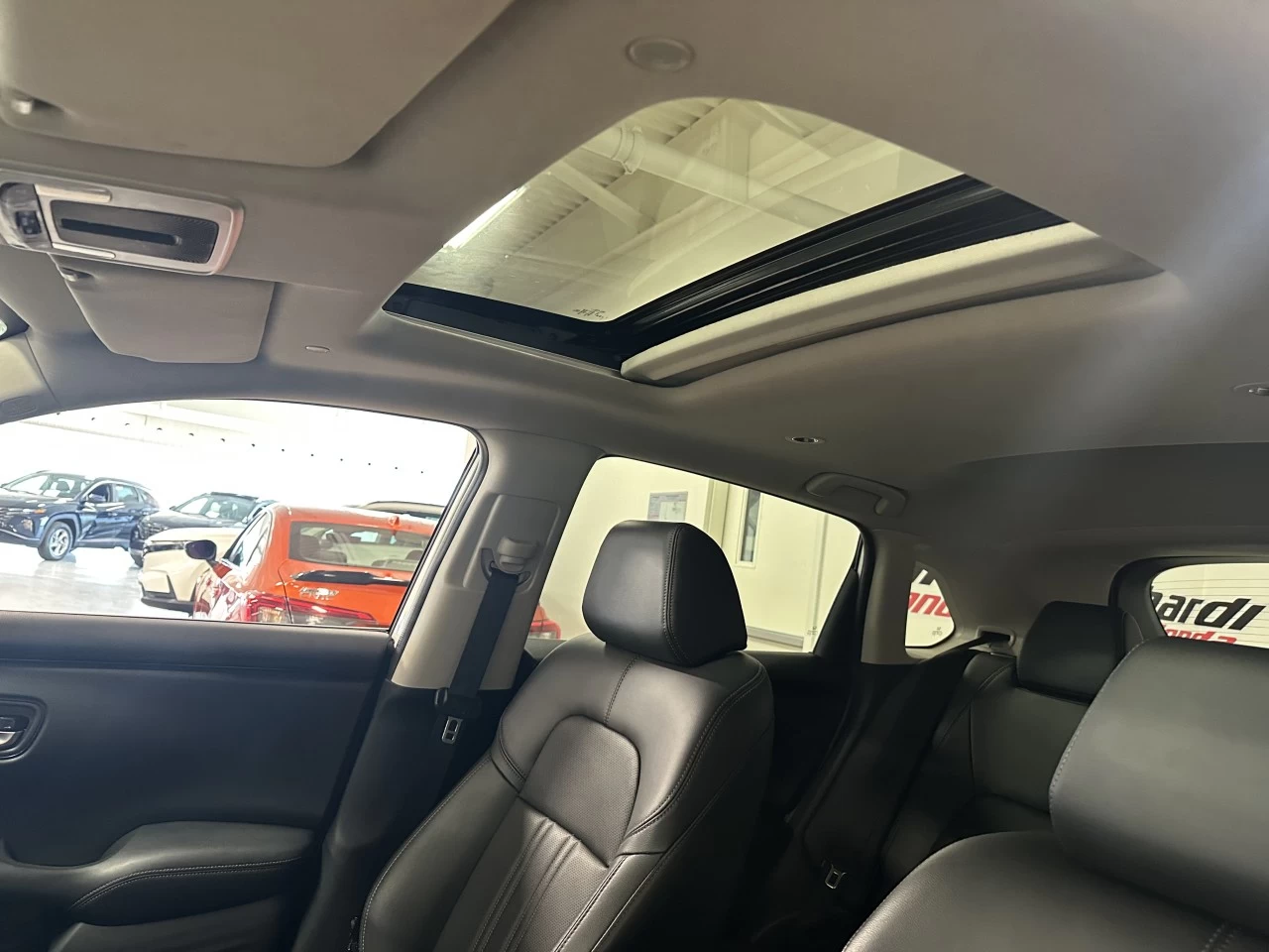 2024 Honda HR-V EX-L Navi Main Image
