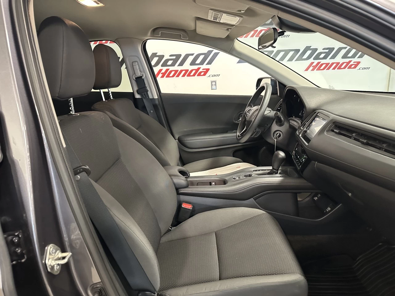 2020 Honda HR-V LX Image principale