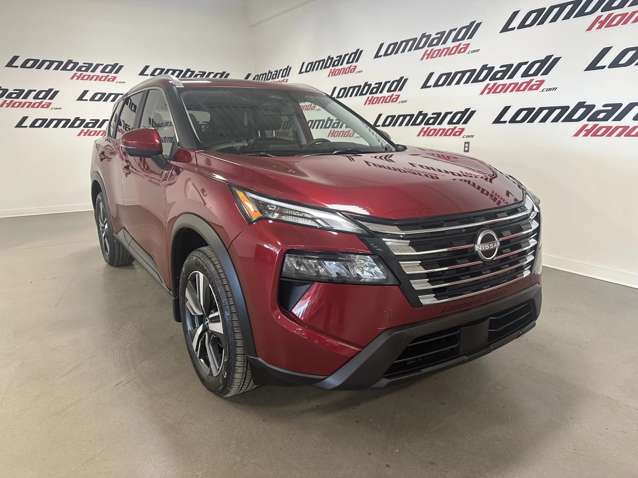 2025 Nissan Rogue SV https://www.lombardihonda.com/resize/b990ff35b810a3abc0cc817b2ca24889-1