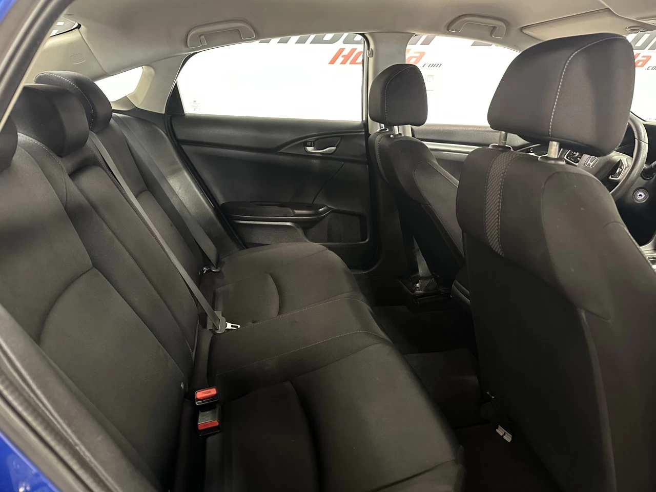 2020 Honda Civic LX Image principale