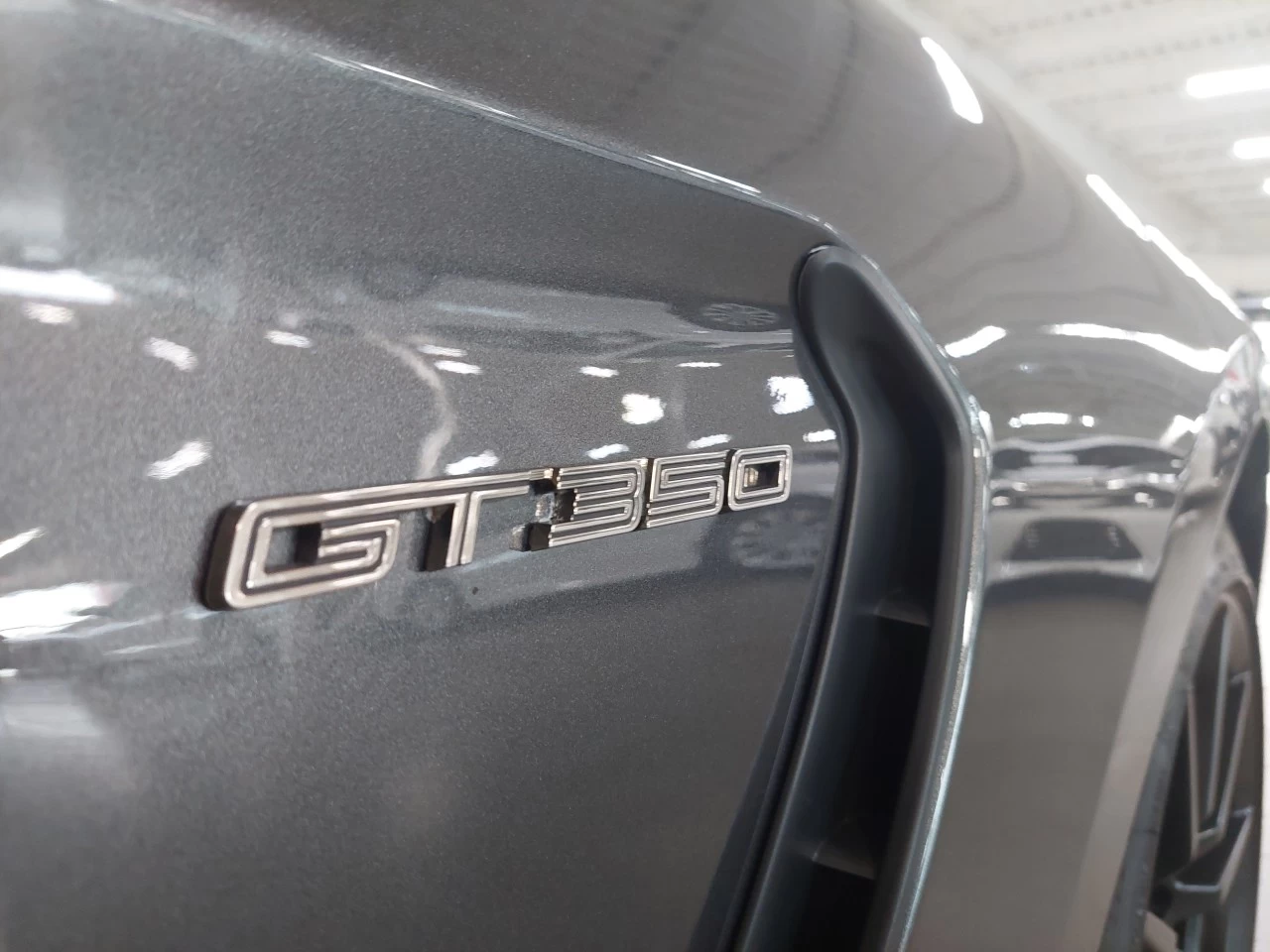 2017 Ford Mustang Shelby GT350 https://www.lombardihonda.com/resize/b990ff35b810a3abc0cc817b2ca24889-1
