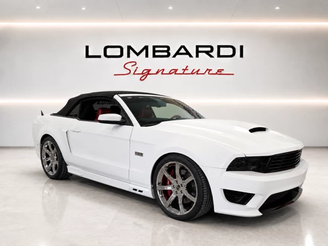 Ford Mustang - 2011