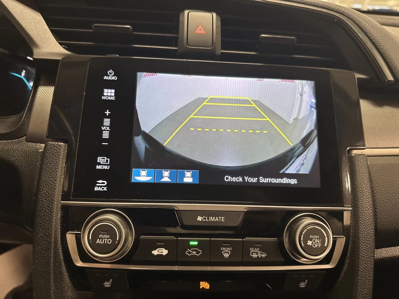 2016 Honda Civic LX Image principale