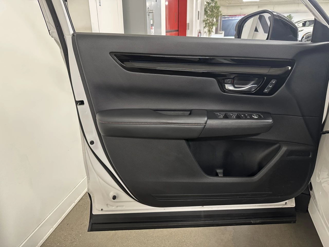 2023 Honda CR-V Touring/hybride Image principale