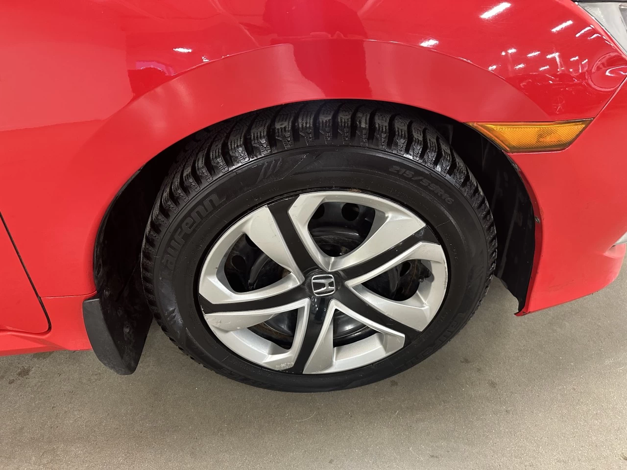 2019 Honda Civic LX Image principale