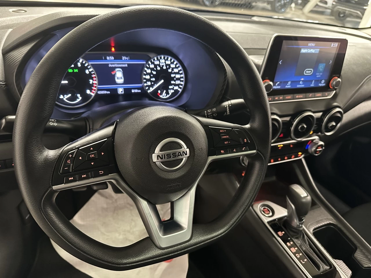 2023 Nissan Sentra SV Image principale