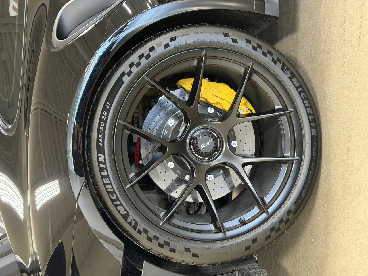 2025 Porsche 911 GT3 RS Main Image