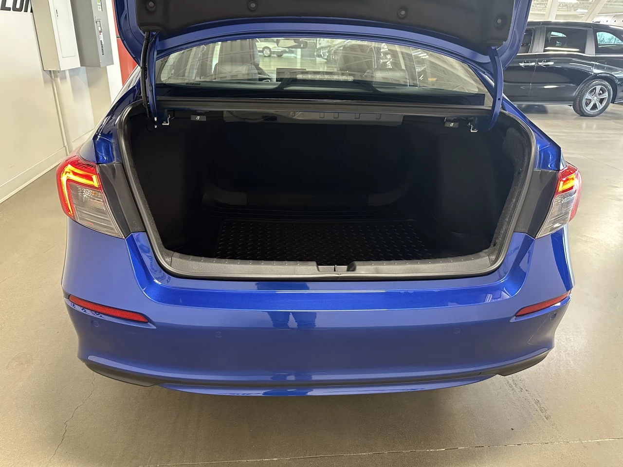 2024 Honda Civic
                                                    Touring Main Image