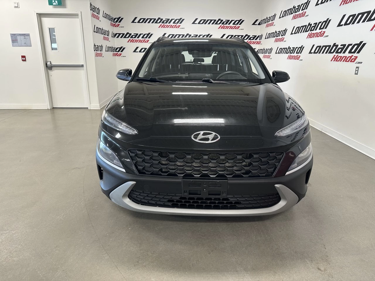 2022 Hyundai Kona Essential Main Image