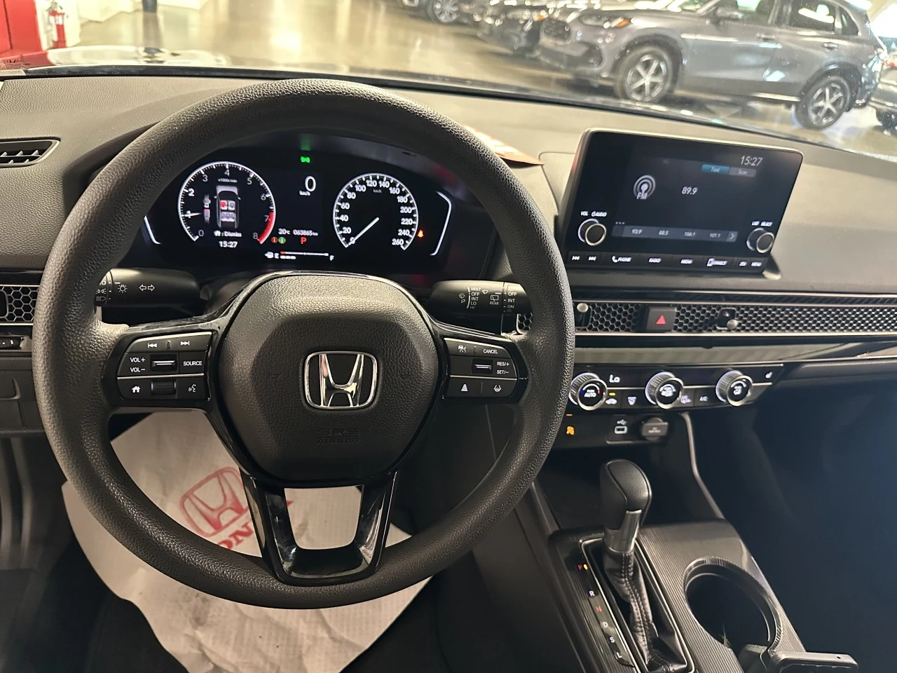 2022 Honda Civic Hayon
                                                    LX Main Image