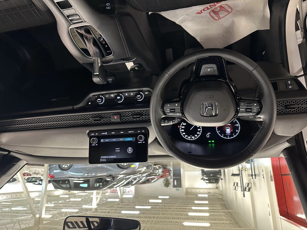 2025 Honda HR-V Sport https://www.lombardihonda.com/resize/b990ff35b810a3abc0cc817b2ca24889-1