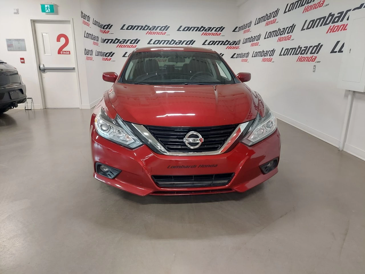 2018 Nissan Altima
                                                    2.5 Image principale