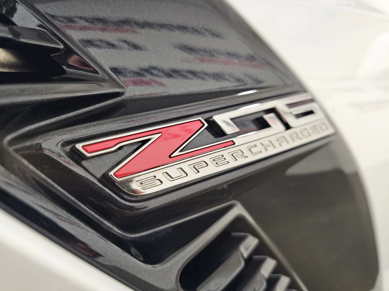 2019 Chevrolet Corvette Z06 3LZ https://www.lombardihonda.com/resize/b990ff35b810a3abc0cc817b2ca24889-1